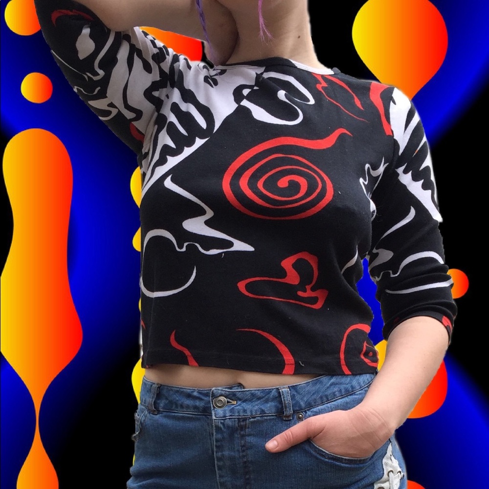 **SOLD** Feel The Groove Top